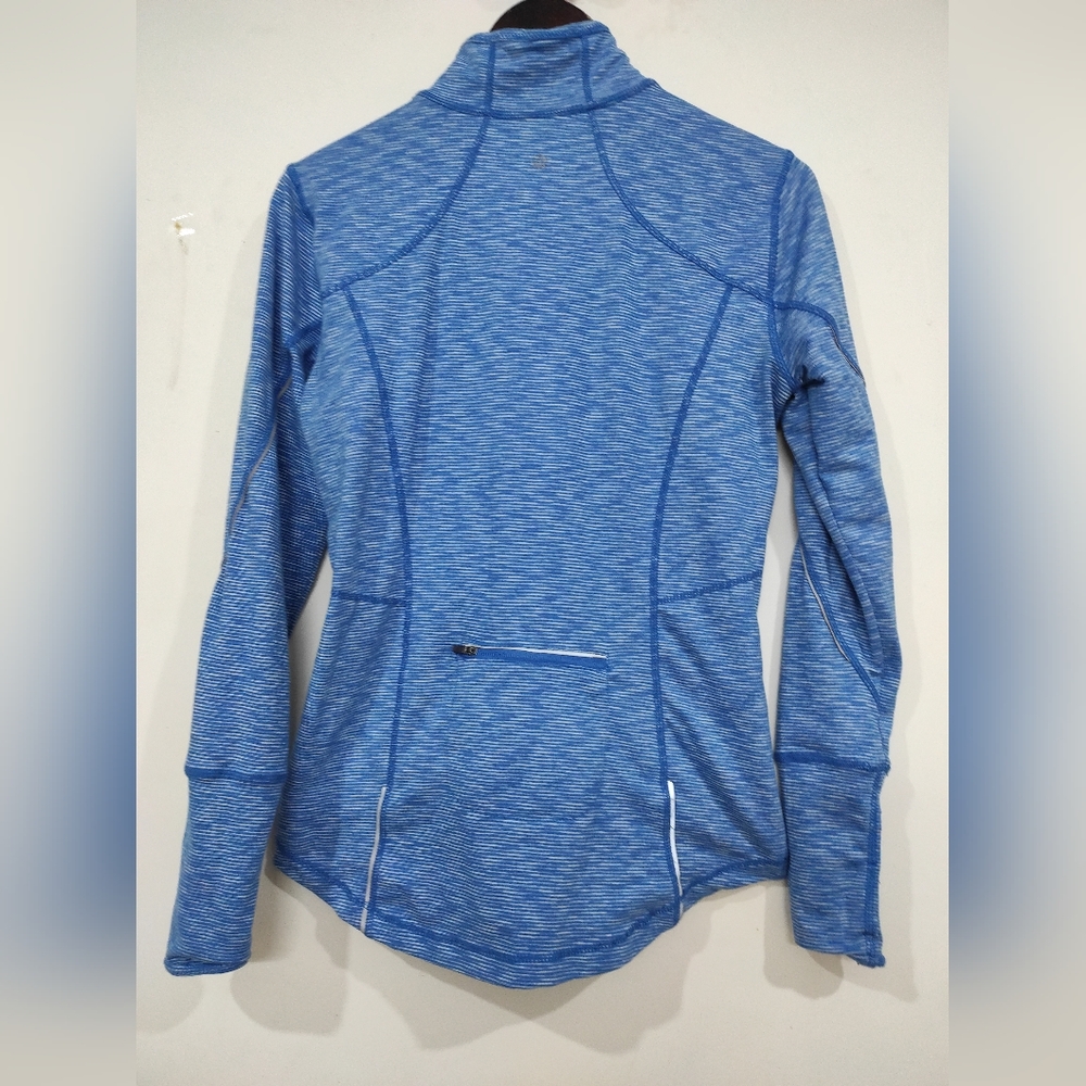 Gym wear Top with zipper & Thumbhole 💙 - Picture 9 of 15